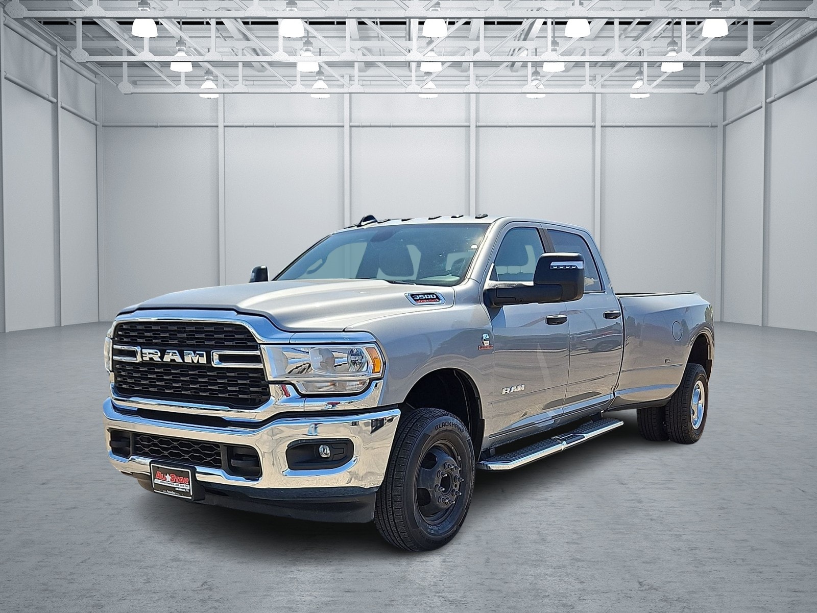2024 RAM 3500 Big Horn 4X4 Crew Cab LWB's photo
