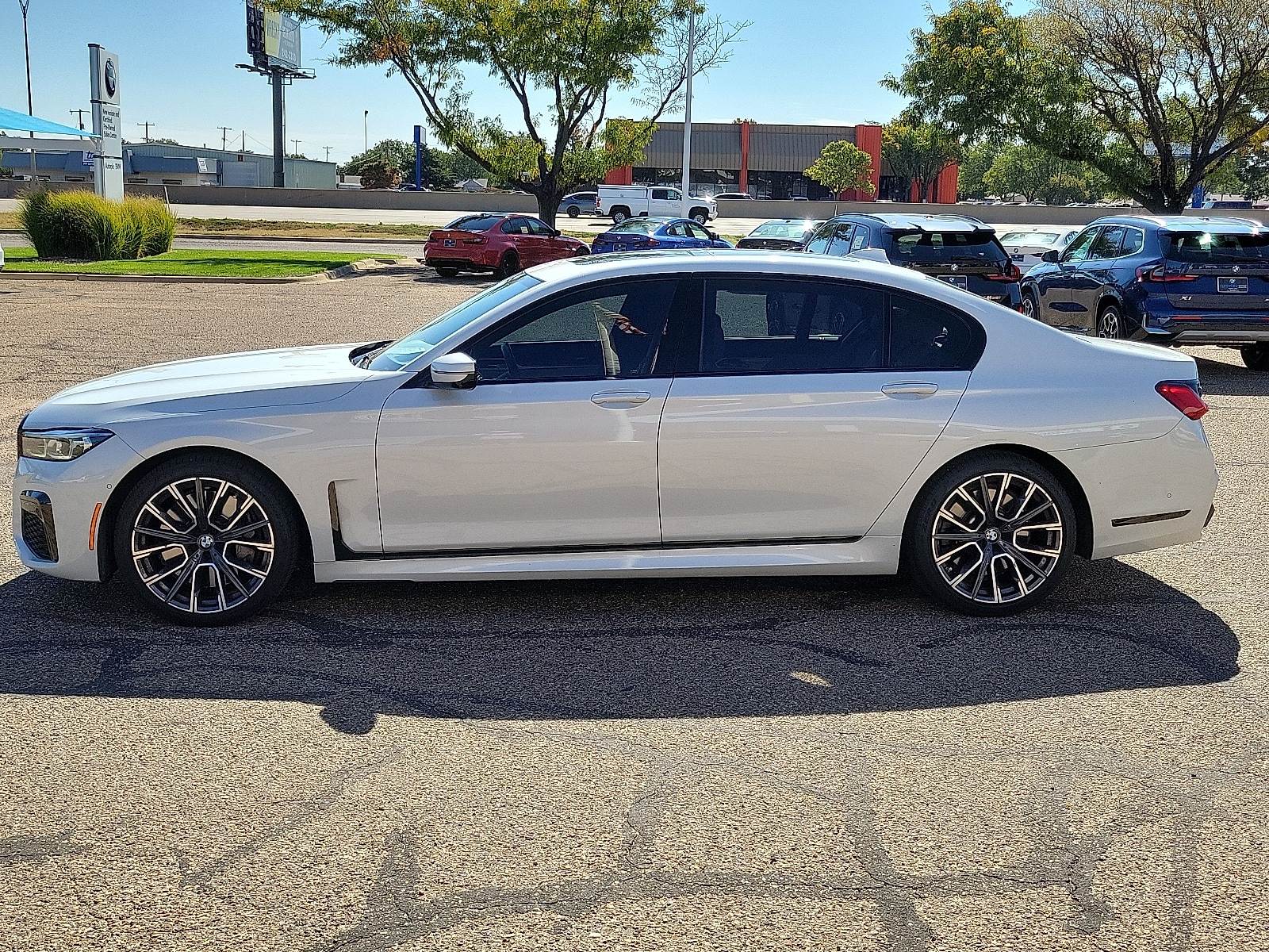 2022 Bmw 750Li photo 2