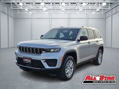 2025 Jeep Grand Cherokee LAREDO X 4X4 Sport Utility