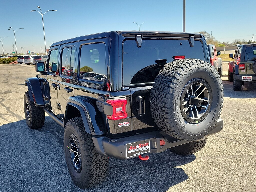New 2026 Jeep Wrangler 4-DOOR RUBICON X Sport Utility