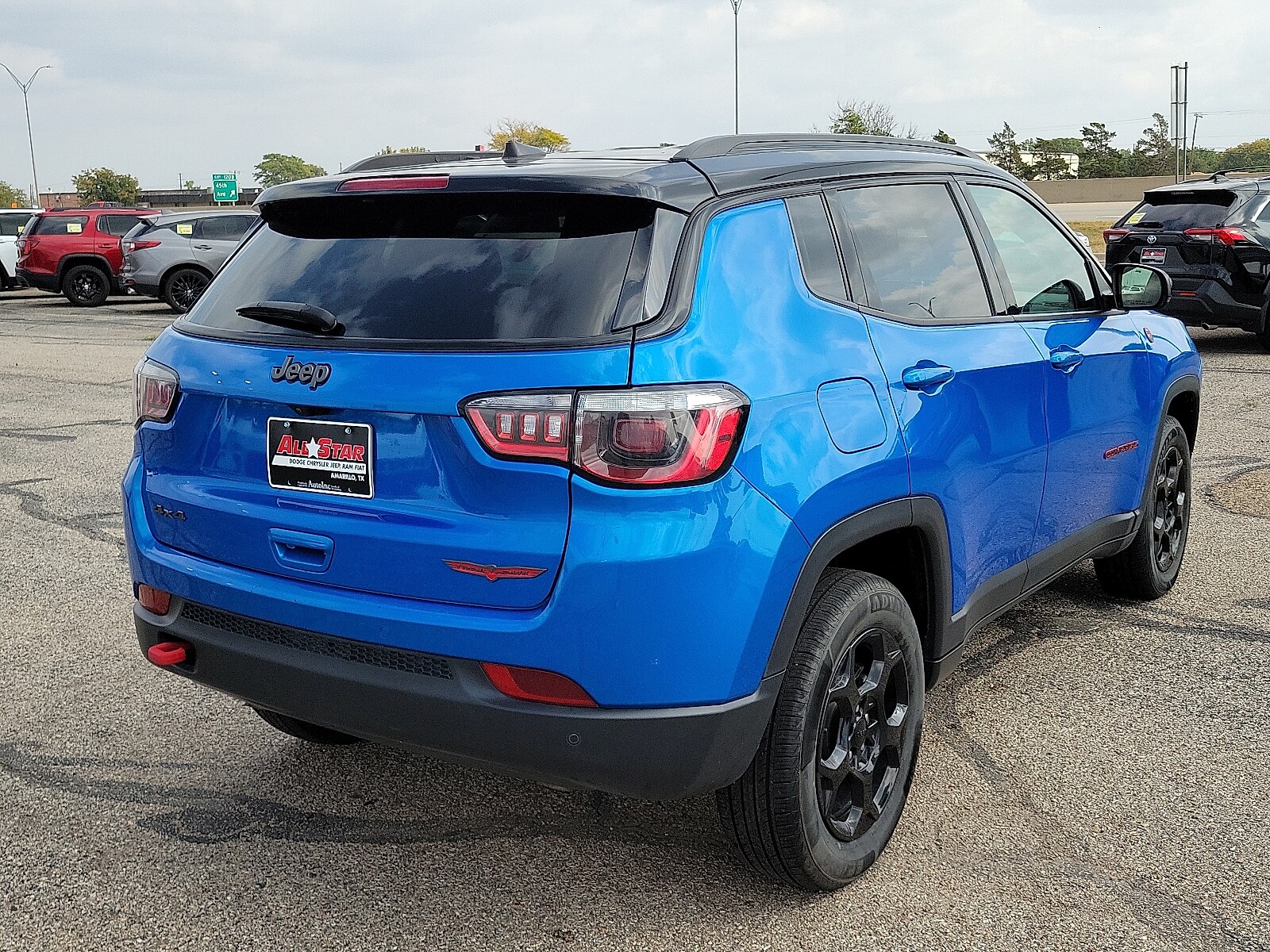 2023 Jeep Compass Trailhawk photo 4