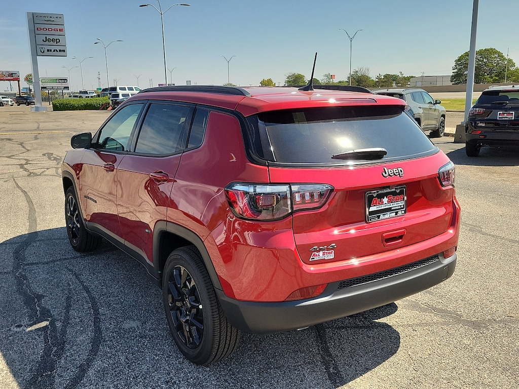 New 2026 Jeep Compass LATITUDE ALTITUDE 4X4 Sport Utility