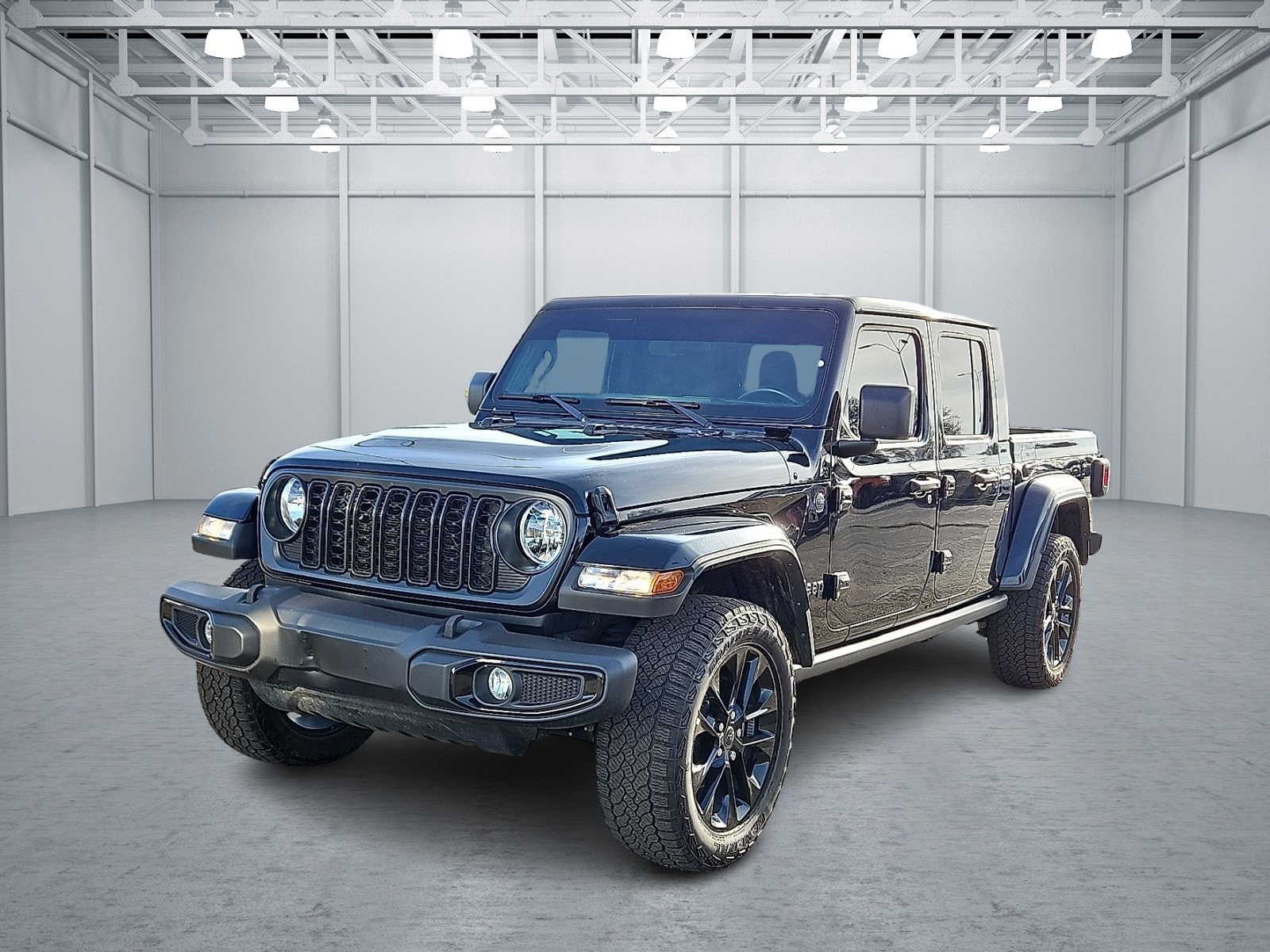 2024 Jeep Gladiator Nighthawk's photo