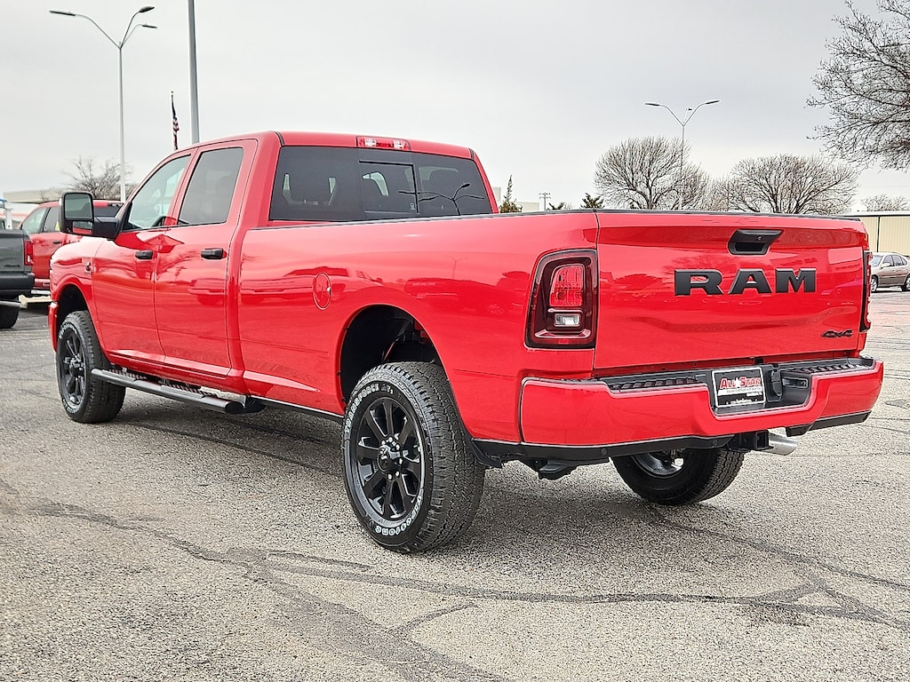 New 2026 Ram 2500 BLACK EXPRESS CREW CAB 4X4 8' BOX Pickup