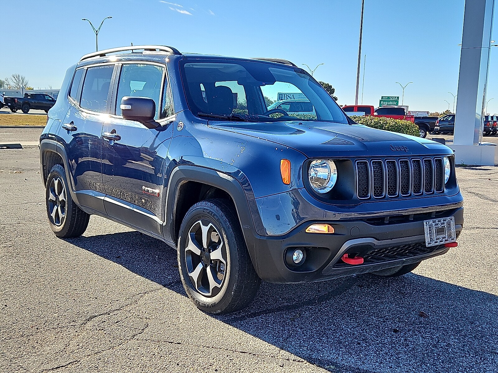 2020 Jeep Renegade Trailhawk photo 3
