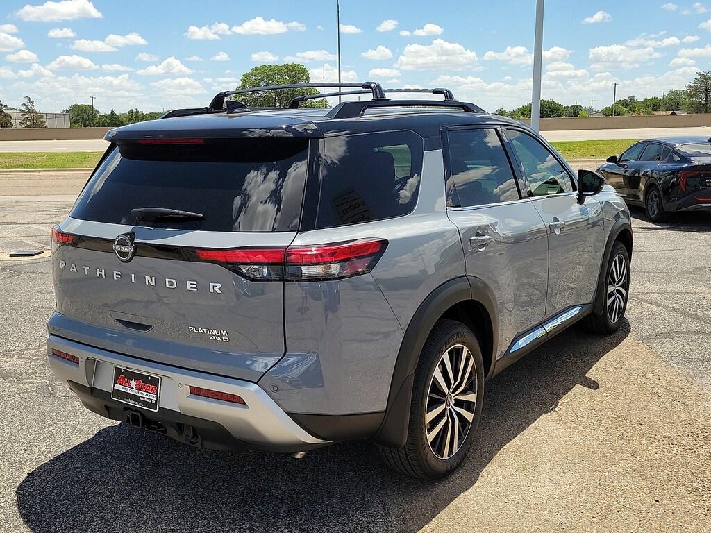Used 2025 Nissan Pathfinder Platinum 4x4