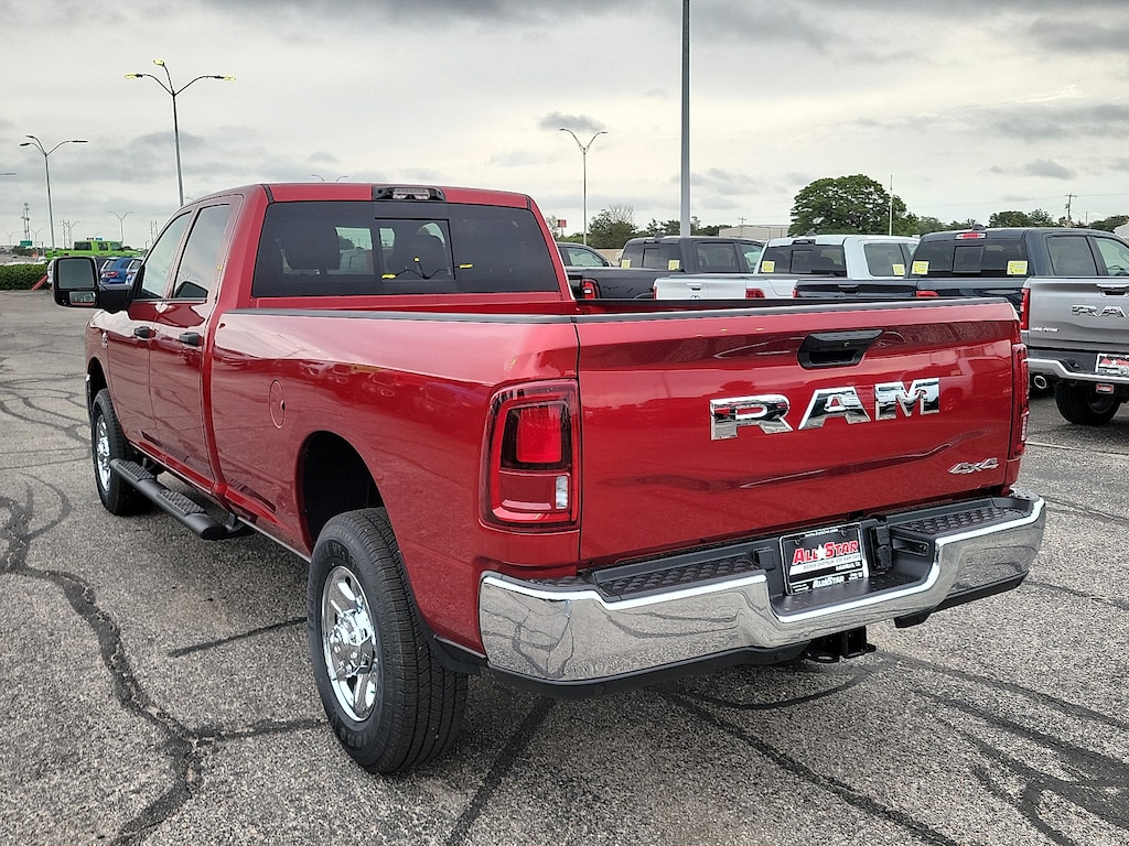 New 2026 Ram 2500 TRADESMAN CREW CAB 4X4 8' BOX Pickup
