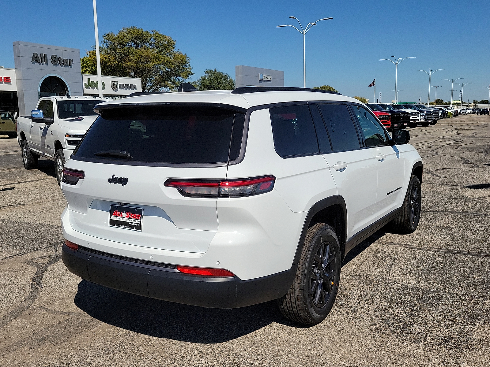 New 2027 Jeep Grand Cherokee L 3 Row LAREDO 4X2 Sport Utility