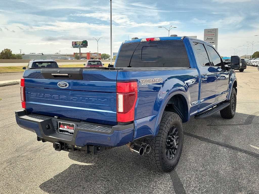 Used 2022 Ford F-250 Lariat 4x4 Crew Cab 6.75 ft. box 160 in. WB SRW Sedan
