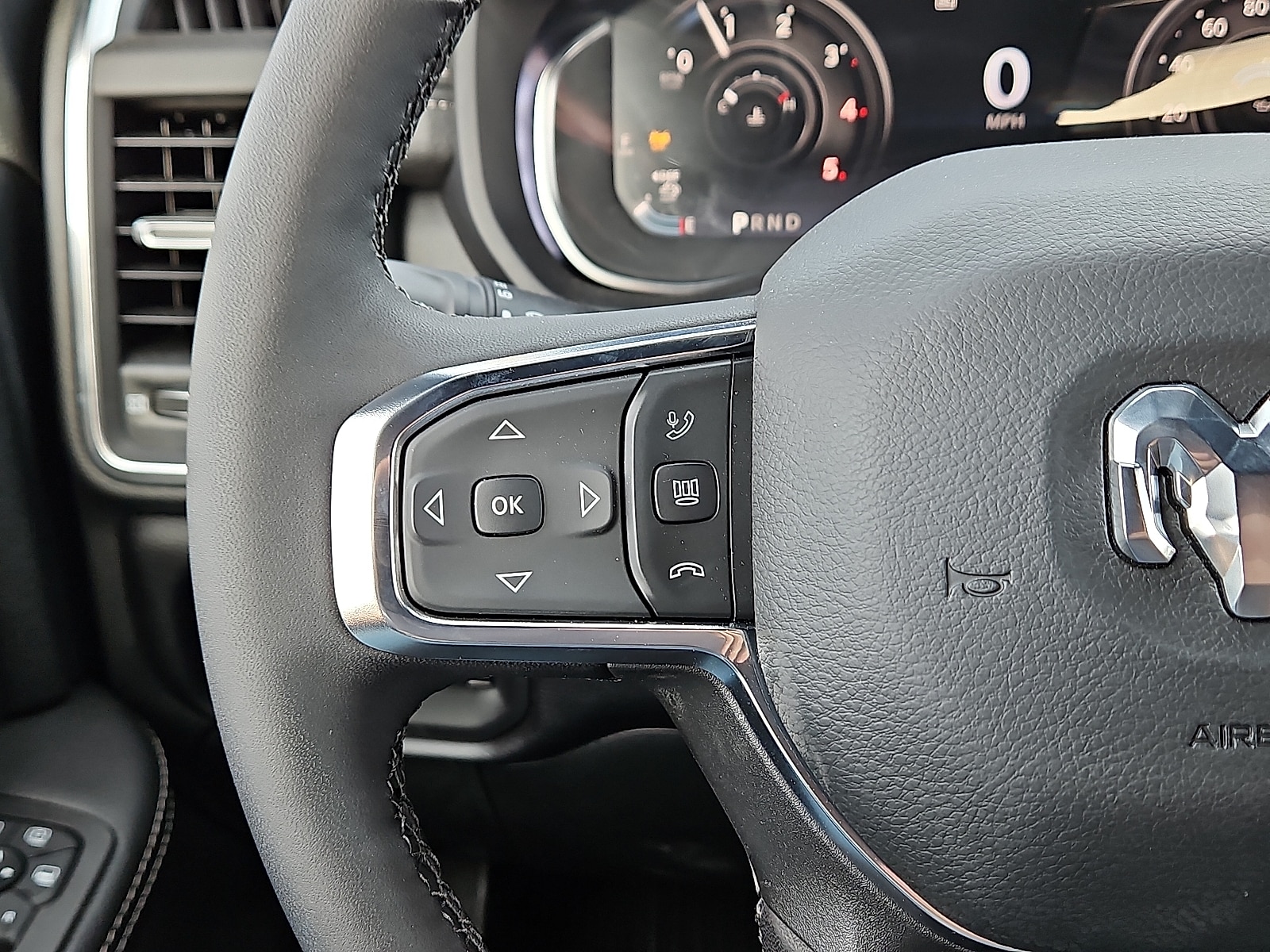 2026 RAM 2500 Laramie - Photo 18