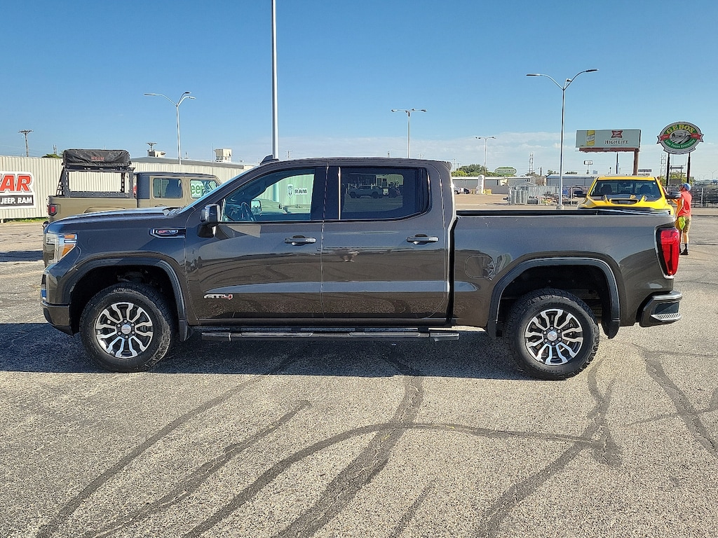 Used 2019 GMC Sierra 1500 AT4 4x4 Crew Cab 5.75 ft. box 147.4 in. WB