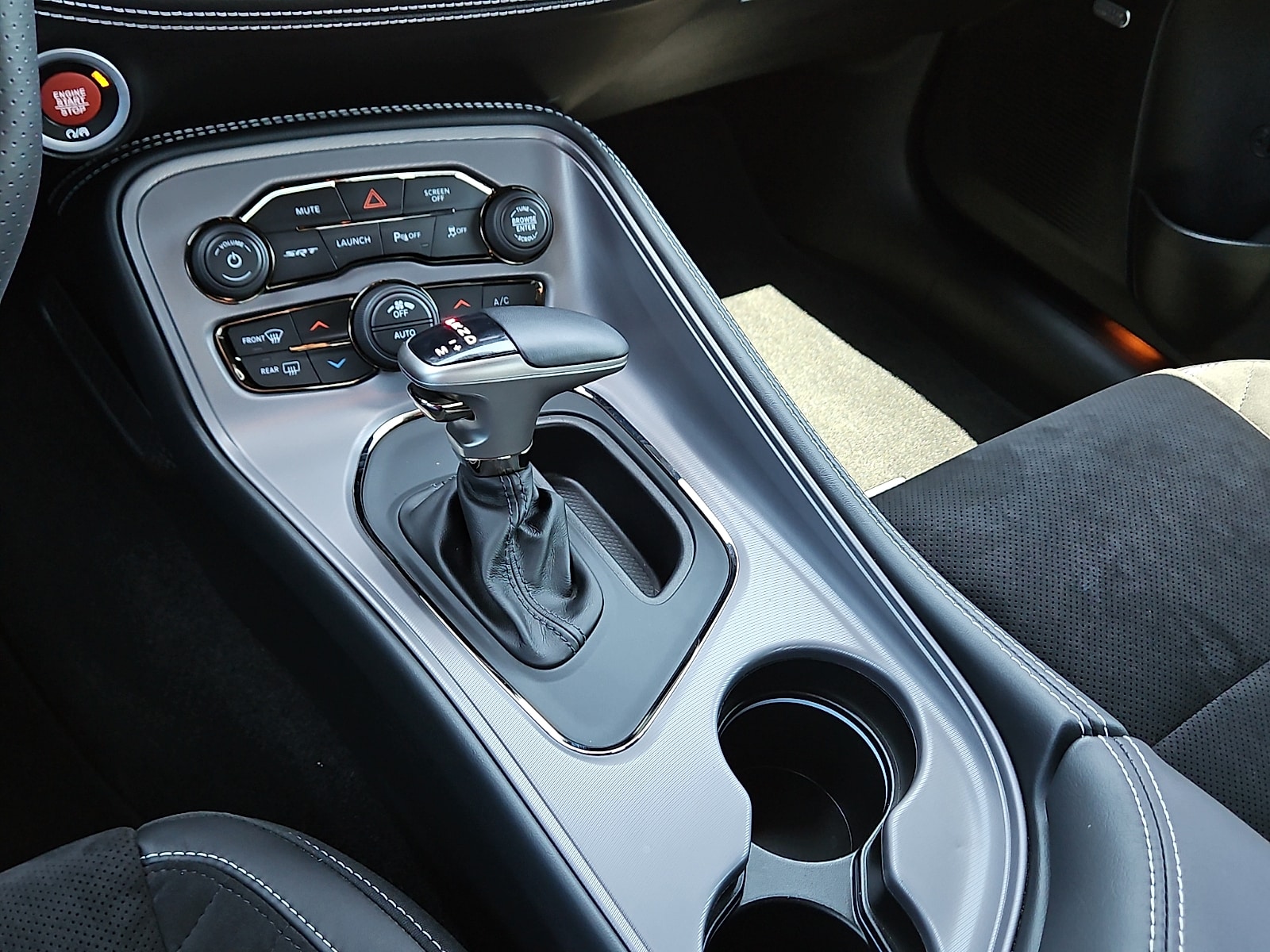 2023 Dodge Challenger SRT - Photo 15