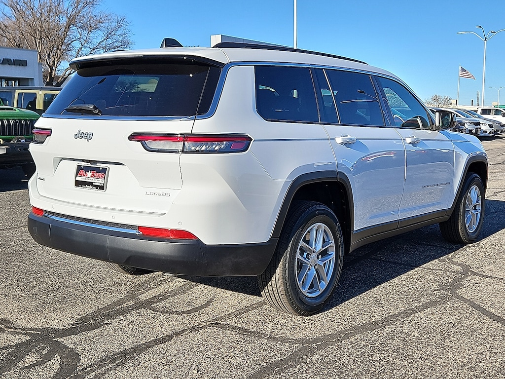 New 2025 Jeep Grand Cherokee L LAREDO X 4X4 Sport Utility