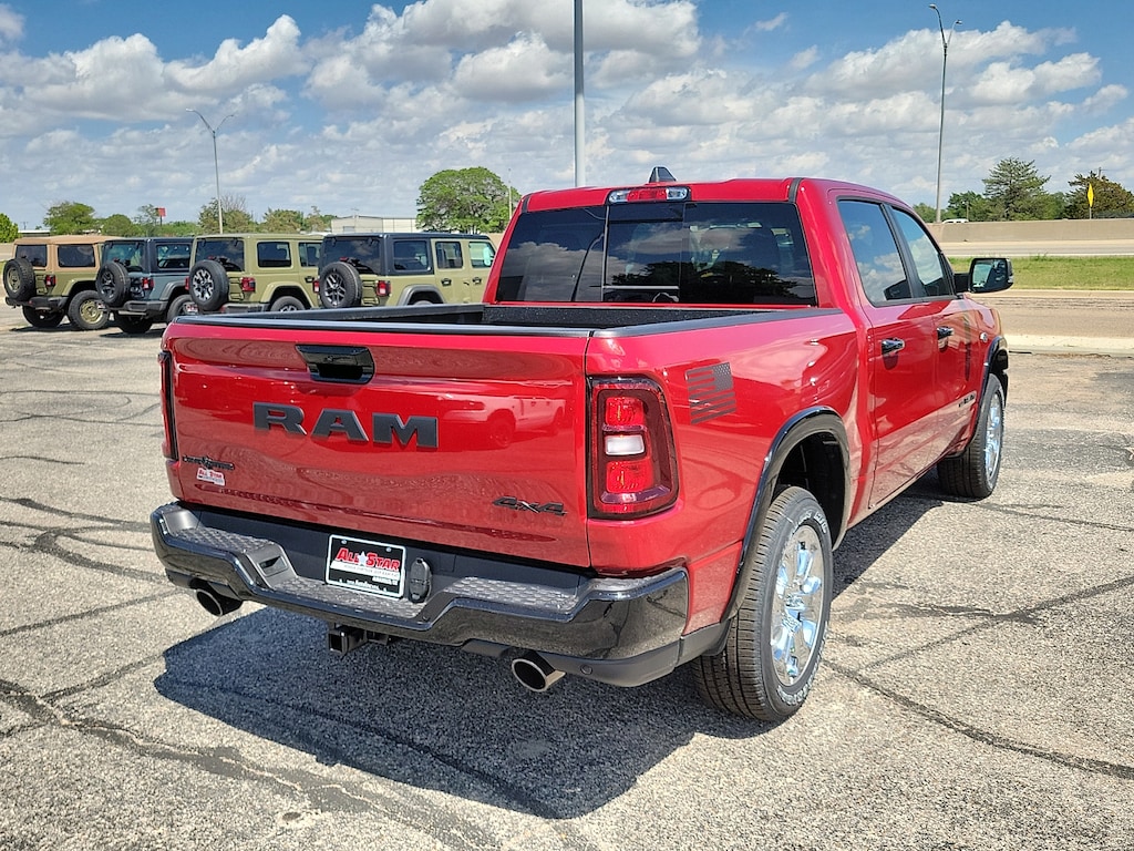 New 2026 Ram 1500 LONE STAR CREW CAB 4X4 5'7 BOX Pickup