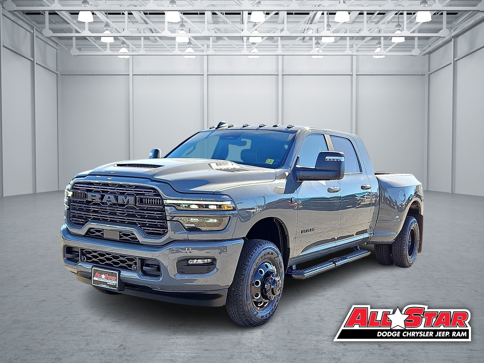 2026 RAM Ram 3500 Pickup Laramie's photo