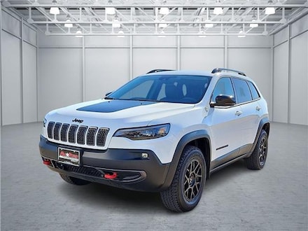 2023 Jeep Cherokee Trailhawk 4x4
