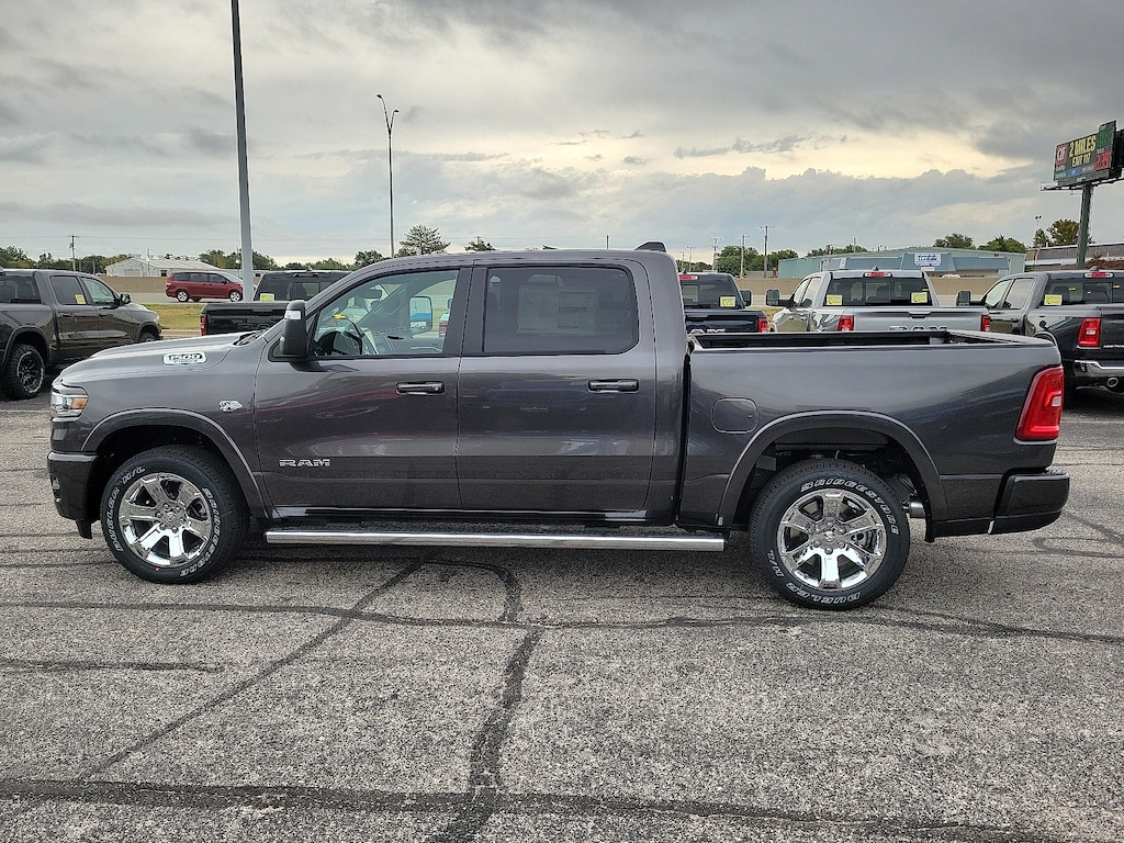 New 2026 Ram 1500 LONE STAR CREW CAB 4X4 5'7 BOX Pickup