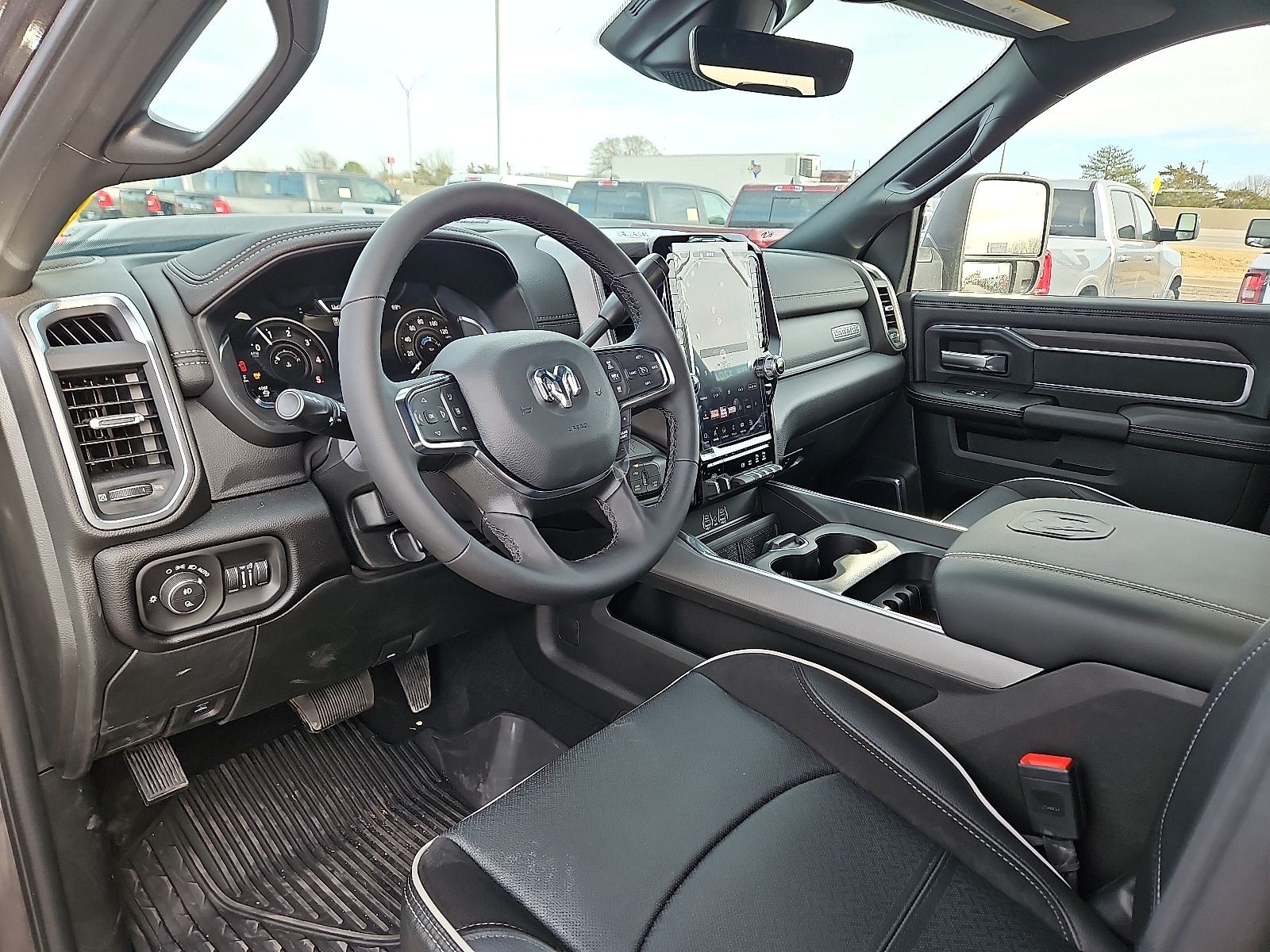 2026 RAM 2500 Laramie - Photo 11