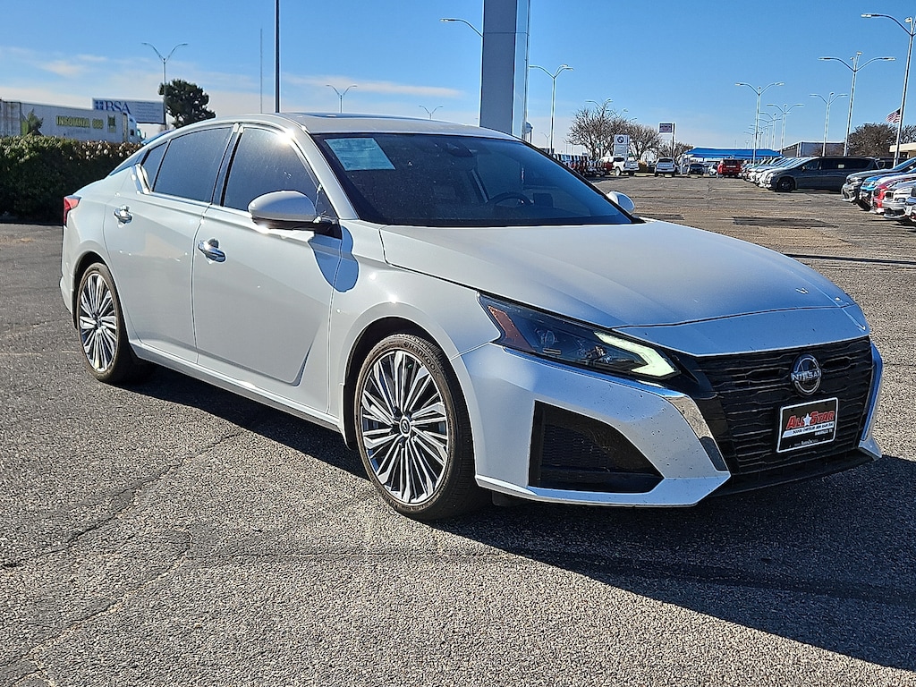 Used 2024 Nissan Altima 2.5 SL