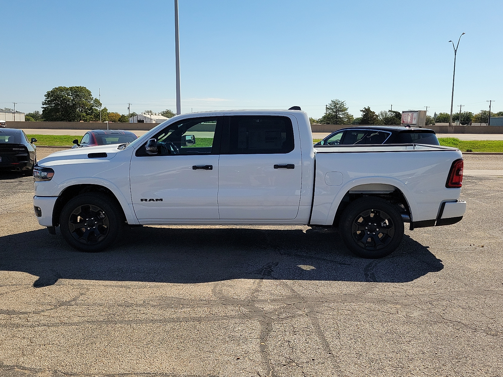New 2027 Ram 1500 LONE STAR CREW CAB 4X4 5'7 BOX Pickup