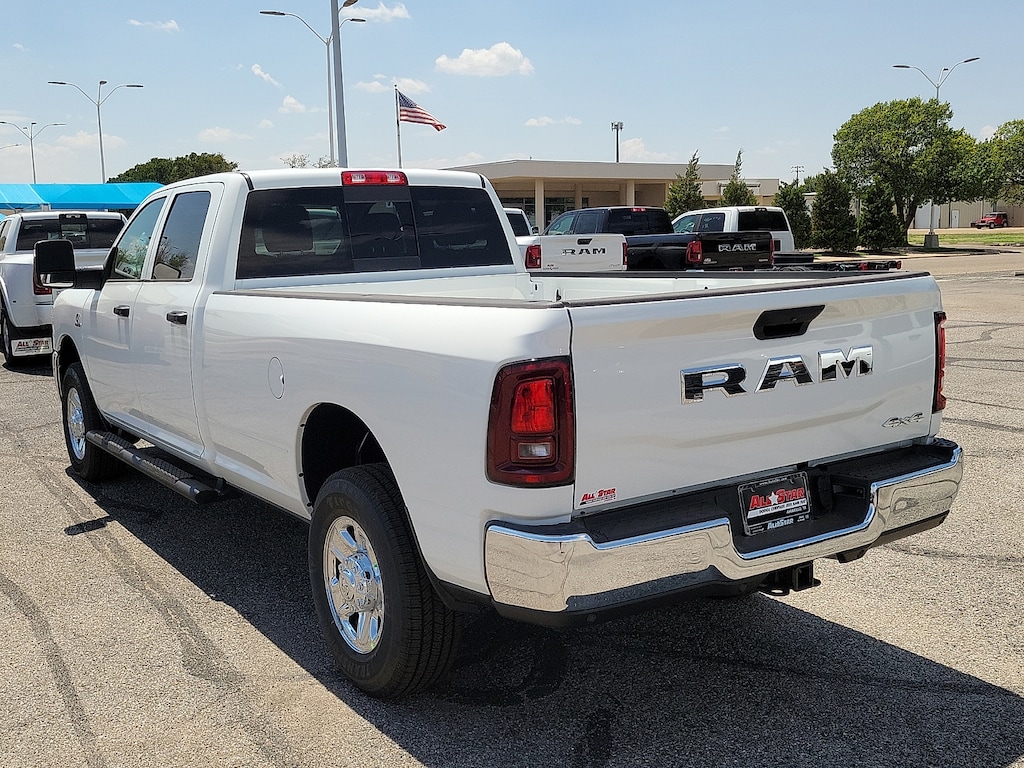 New 2026 Ram 3500 TRADESMAN CREW CAB 4X4 8' BOX Pickup