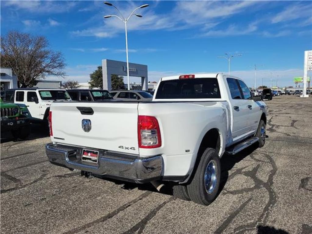 Used 2024 RAM 3500 Big Horn 4x4 Crew Cab 8 ft. box 169.5 in. WB