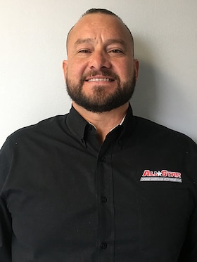Staff member Edgar Varela from ID_b9e38e3f4224