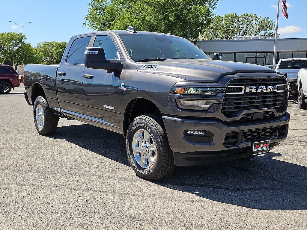 New 2026 Ram 2500 LONE STAR CREW CAB 4X4 6'4 BOX Pickup