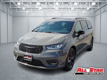 2025 Chrysler Pacifica LIMITED Passenger Van