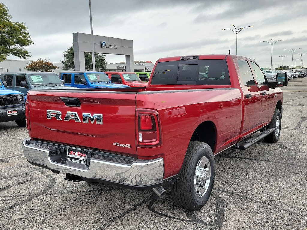 New 2026 Ram 2500 TRADESMAN CREW CAB 4X4 8' BOX Pickup