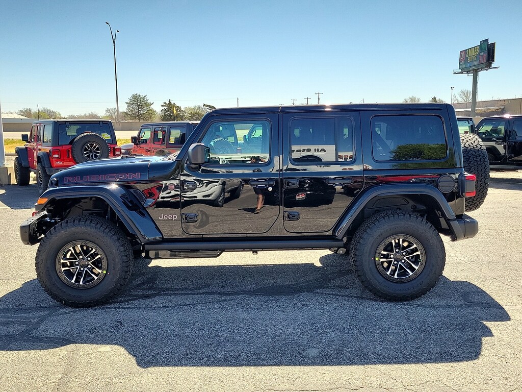 New 2026 Jeep Wrangler 4-DOOR RUBICON X Sport Utility