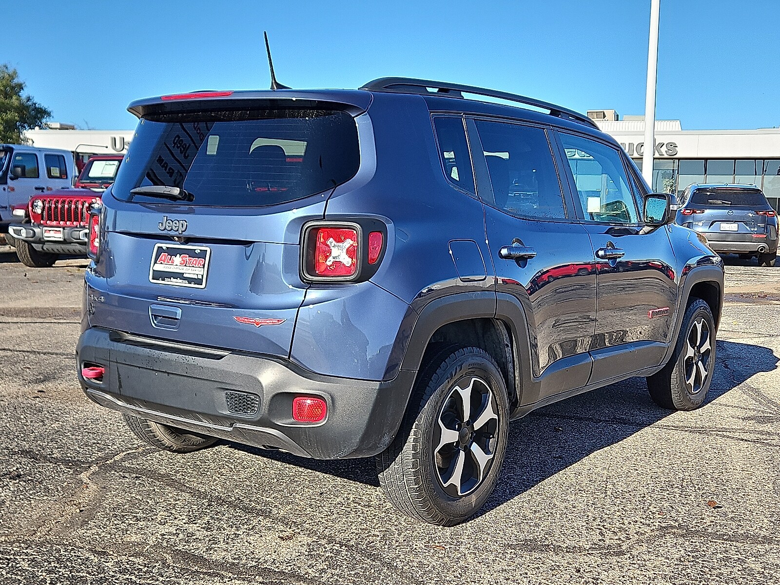 2020 Jeep Renegade Trailhawk photo 2