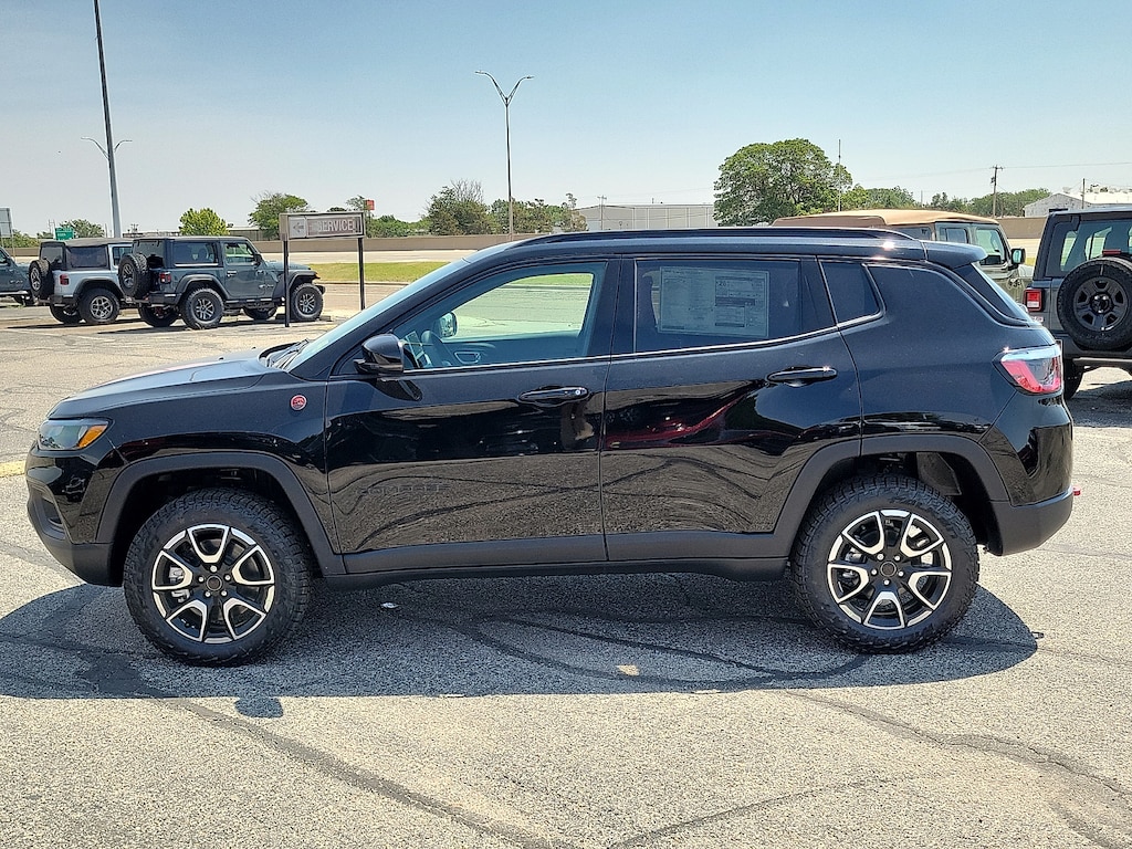 New 2026 Jeep Compass TRAILHAWK 4X4 Sport Utility