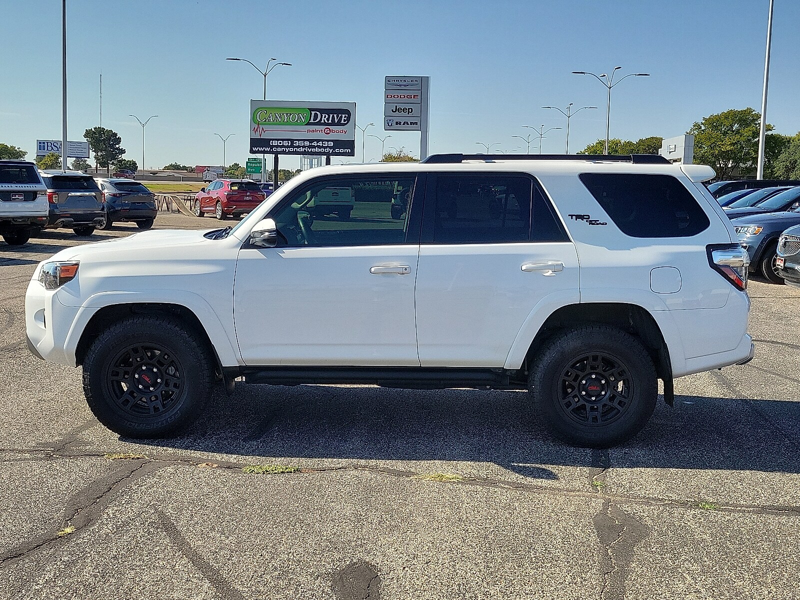 2022 Toyota 4Runner TRD Premium photo 2