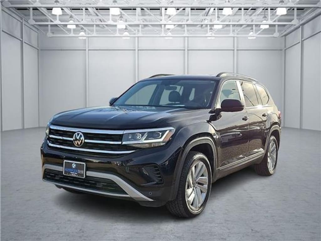 Used 2022 Volkswagen Atlas 2.0T SE w/Technology Front-Wheel Drive