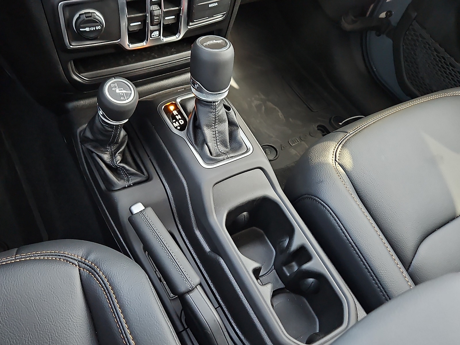 2025 Jeep Gladiator Sport S - Photo 12