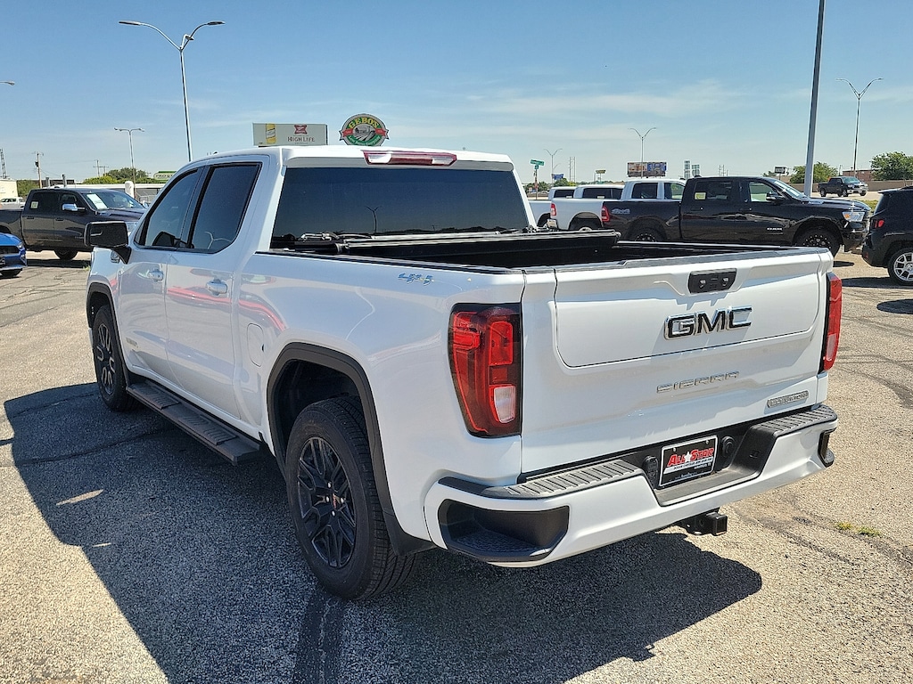 Used 2022 GMC Sierra 1500 Elevation w/3SB 4x4 Crew Cab 5.75 ft. box 147.4 in