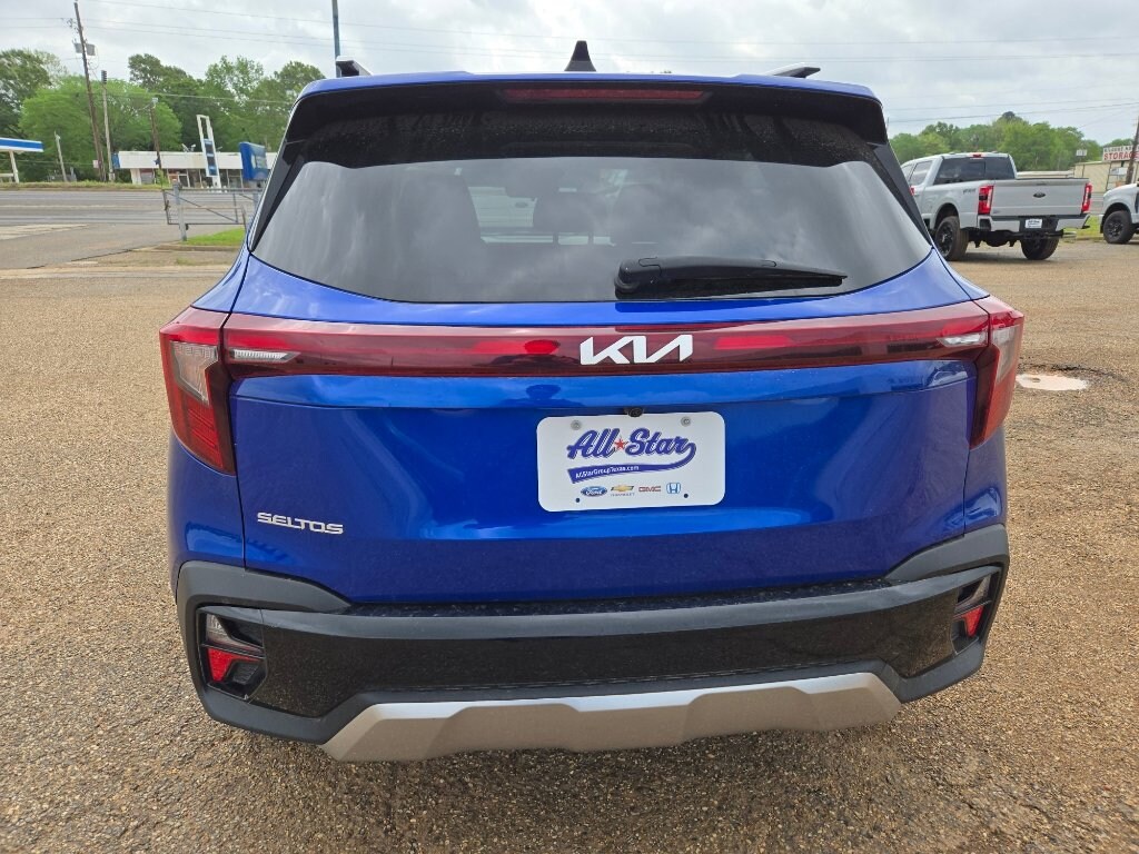 Used 2025 Kia Seltos S SUV