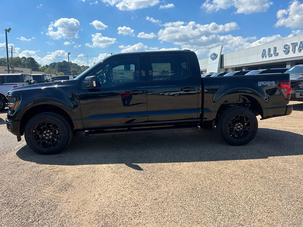 New 2025 Ford F-150 XLT Truck SuperCrew Cab