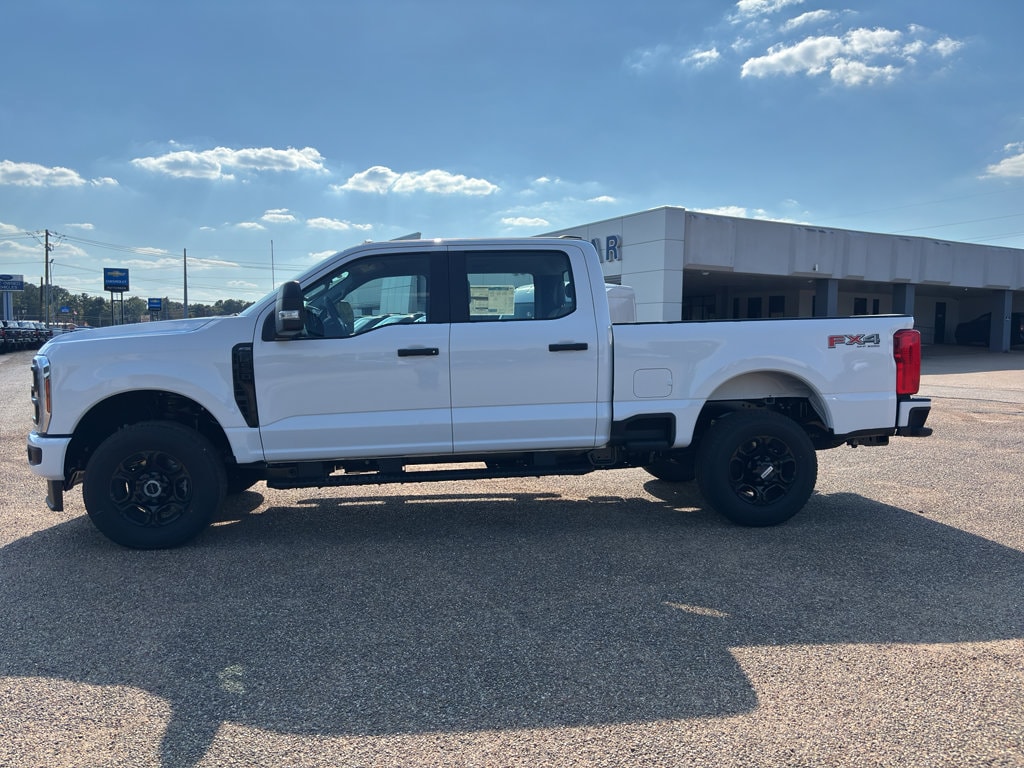 New 2026 Ford F-250 Truck Crew Cab