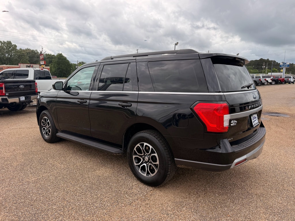 Used 2024 Ford Expedition XLT SUV