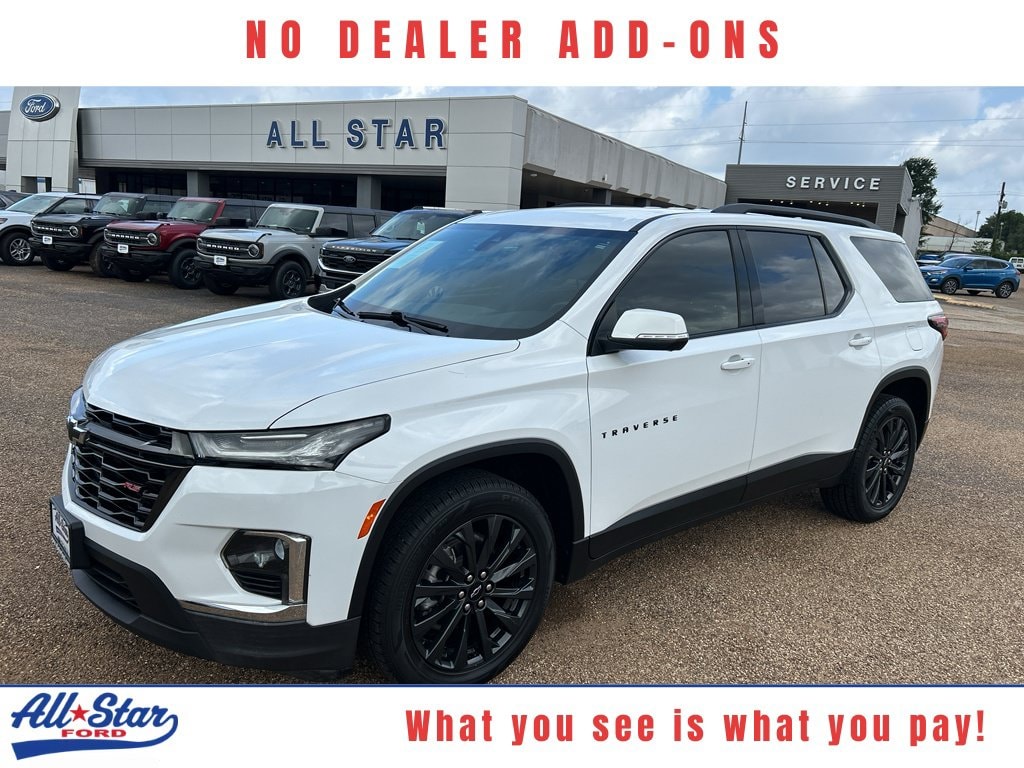Used 2023 Chevrolet Traverse RS