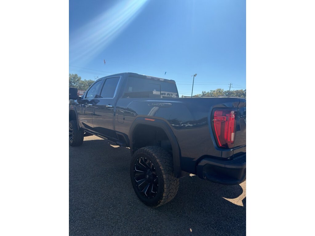 Used 2020 GMC Sierra 2500HD Denali Truck Crew Cab