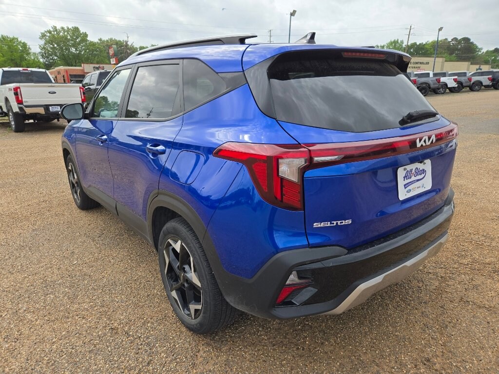 Used 2025 Kia Seltos S SUV