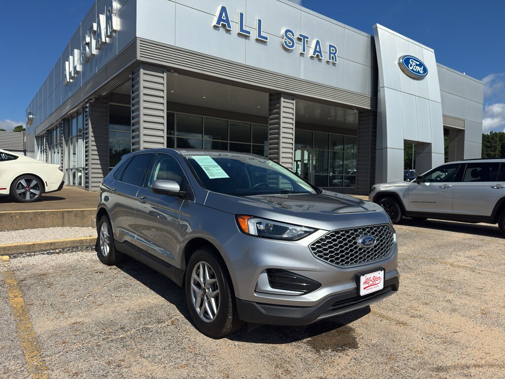 2024 Ford Edge SEL photo 3