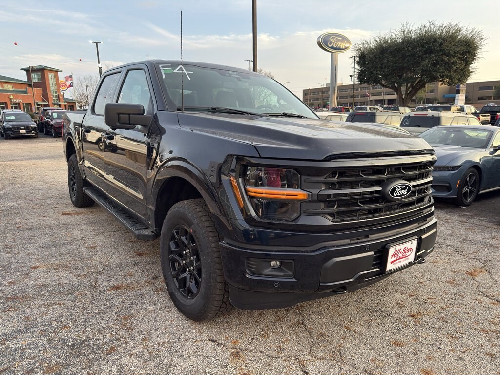 New 2025 Ford F-150 XLT Truck SuperCrew Cab