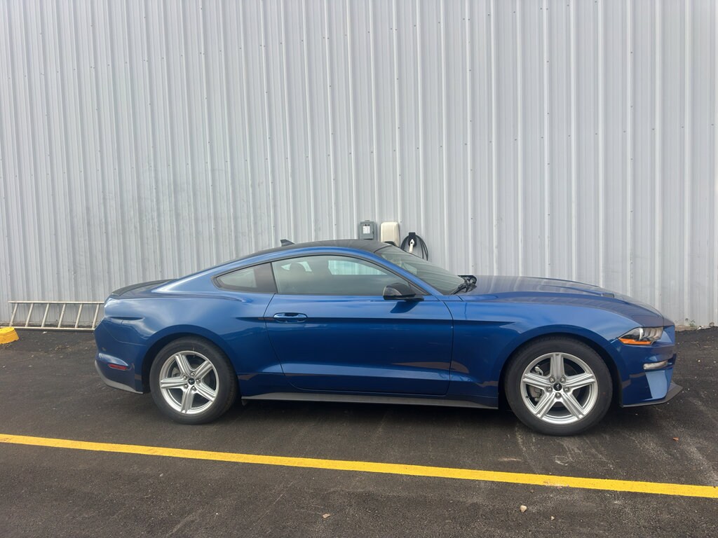 Used 2022 Ford Mustang Coupe