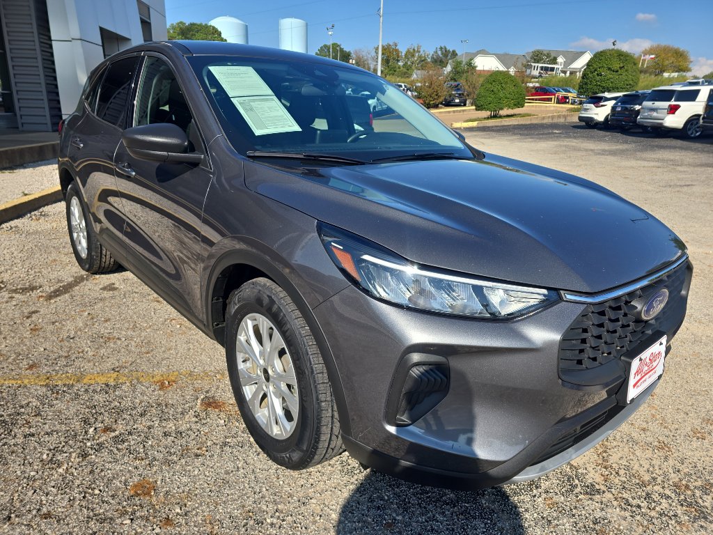 2023 Ford Escape Active photo 3