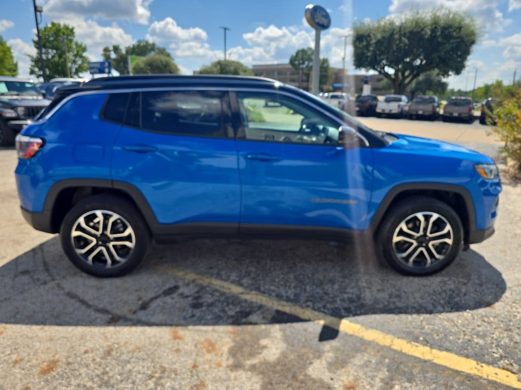 Used 2022 Jeep Compass Limited SUV