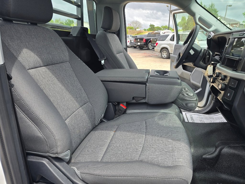 2026 Ford F-450 Super Duty Chassis Cab XL - Photo 13